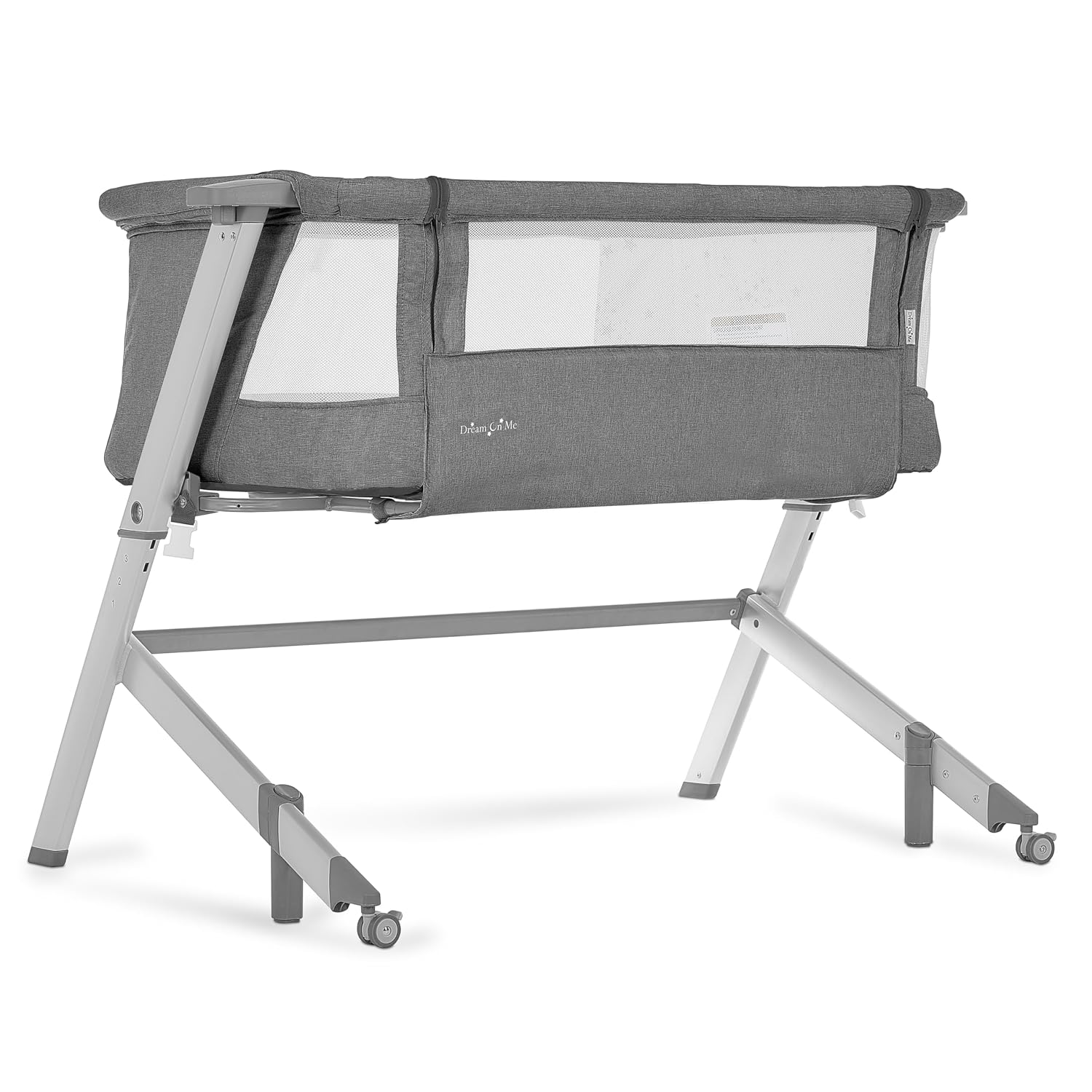 Dream On Me Skylar Bassinet & Bedside Sleeper — The cheapest way onto this page, with the deepest review base at the bottom of the range.